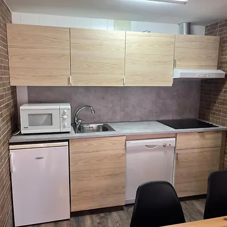 Rodrinsur Edificio Ginebra Con Parking Privado Apartamento